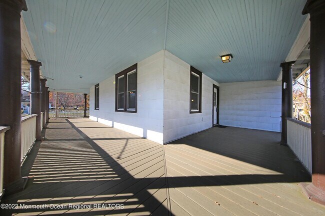 Building Photo - 88 Memorial Pkwy