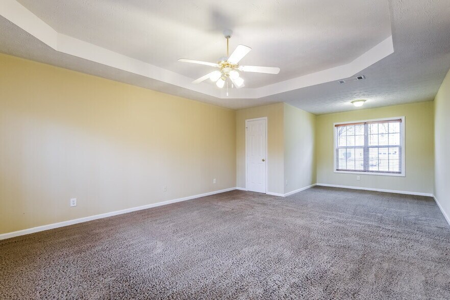 Building Photo - 865 Simon Ive Dr