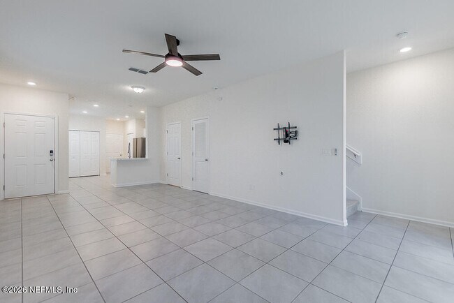 Building Photo - 845 Observatory Pkwy