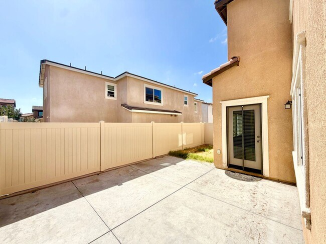 Building Photo - 24242 Hazelnut Ave