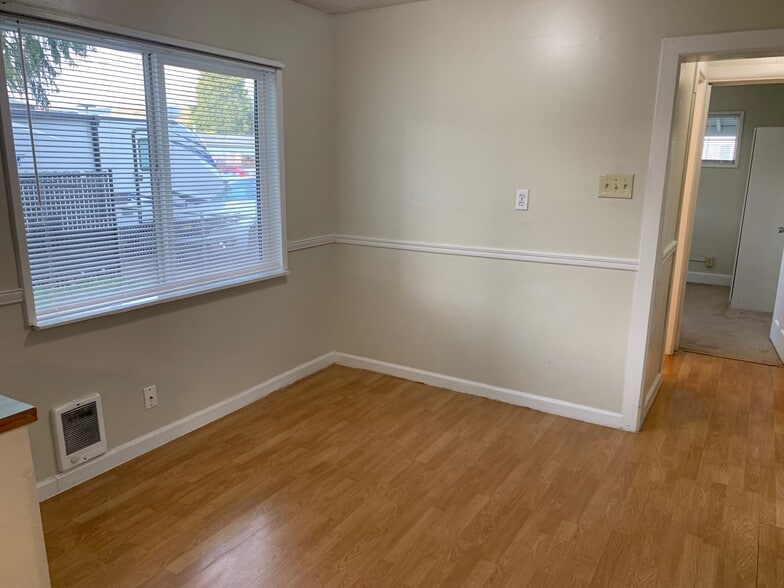 Building Photo - 1311 S 3rd Ave