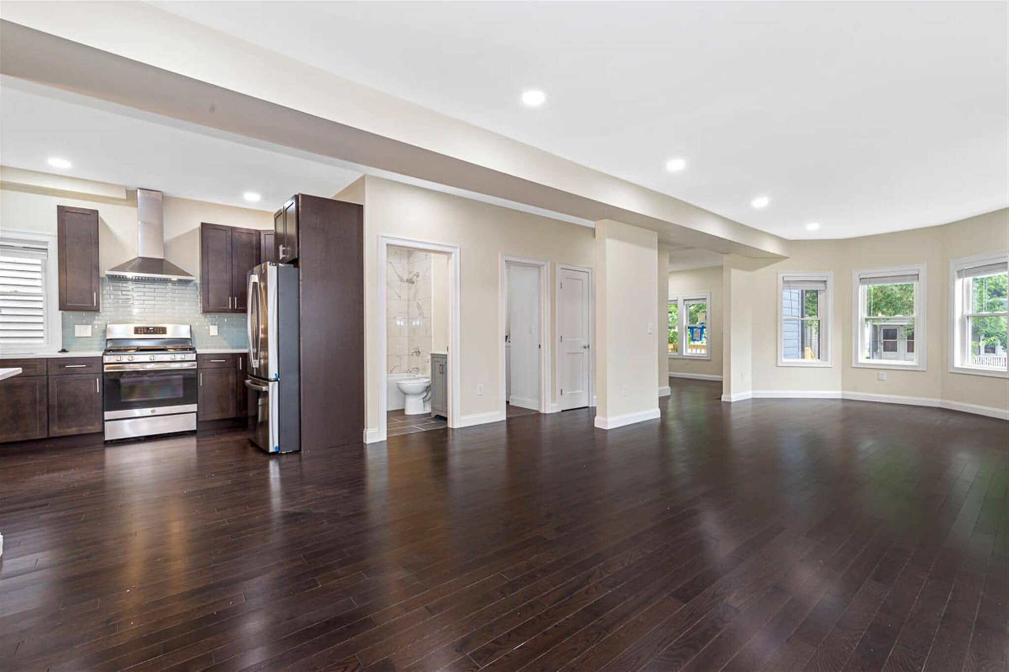 Building Photo - 75 Winchester St