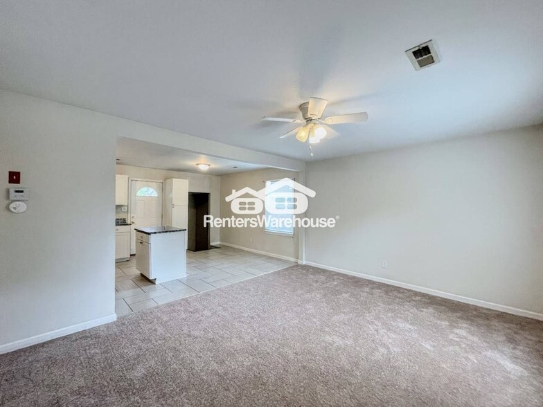 Building Photo - 1506 Wilcox Ave