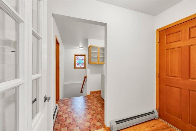 Building Photo - Great 3br Home Near UM Available ASAP