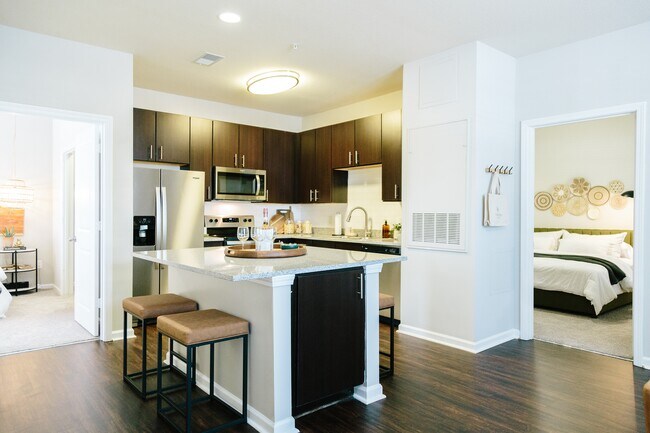 Building Photo - Tapestry at Hollingsworth Park