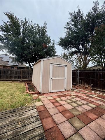 Building Photo - 9133 Winding River Dr