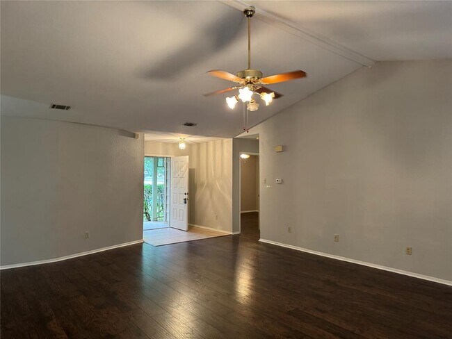 Building Photo - 11715 Birchbark Trail