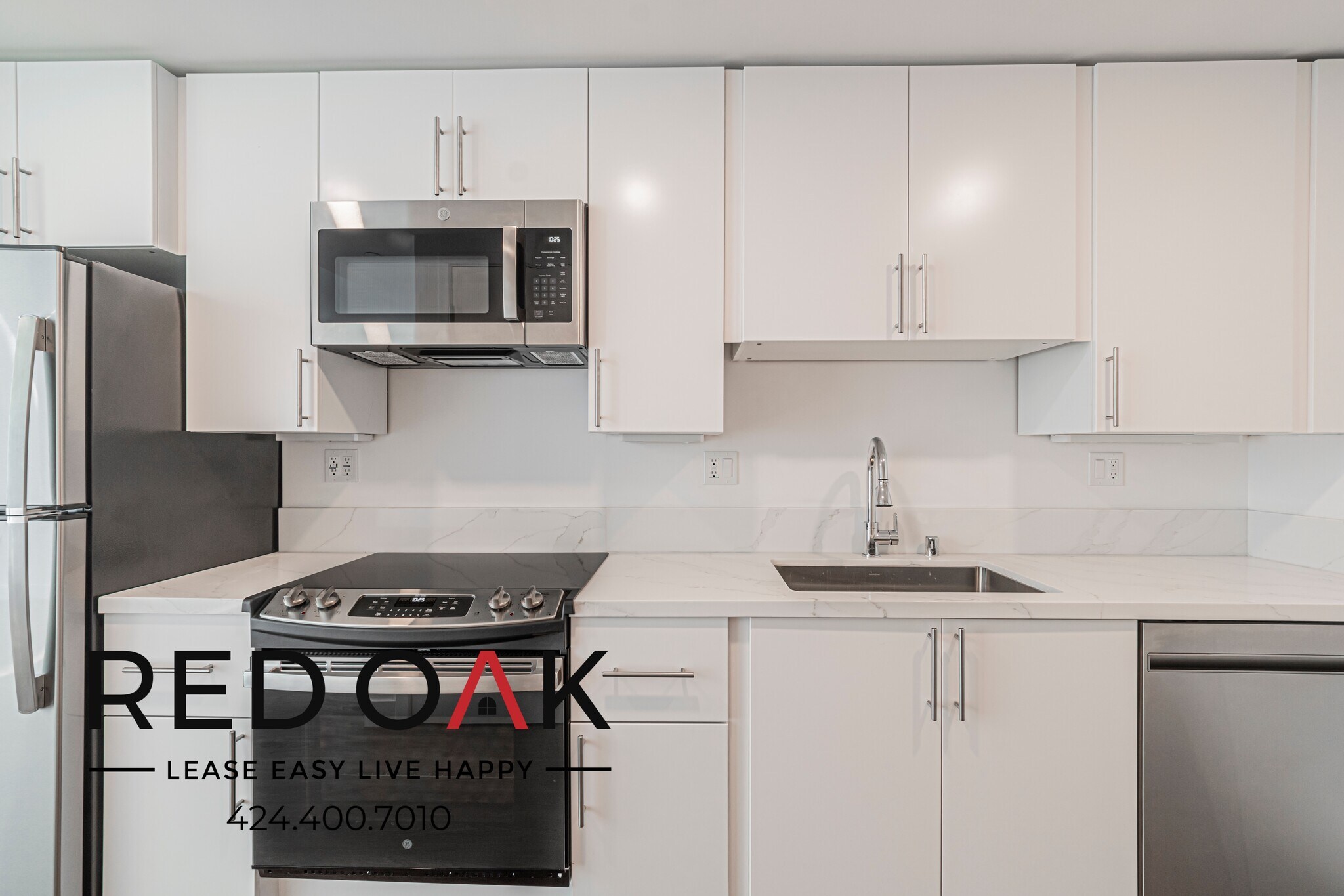 Building Photo - 1860 N Western Ave