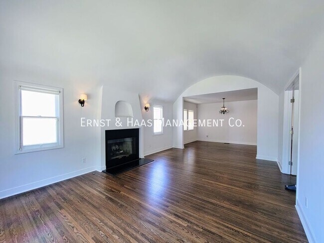 Building Photo - 2227 Camden Ave