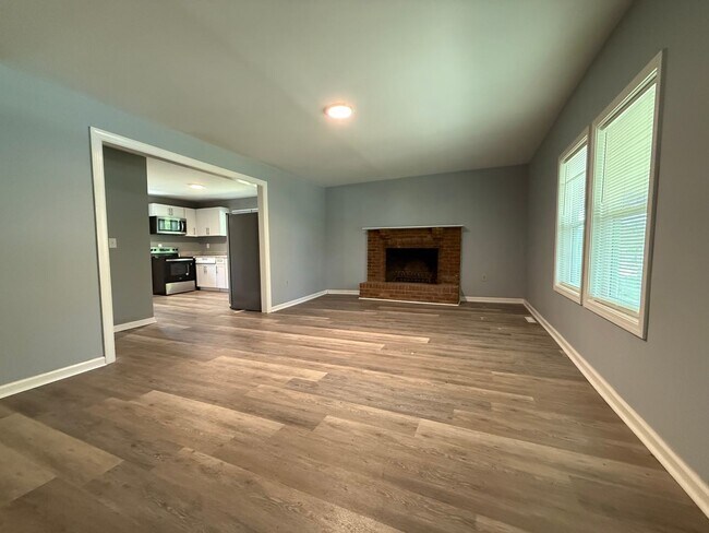 Building Photo - 2 Bedroom/1 Bath Home in Rock Hill