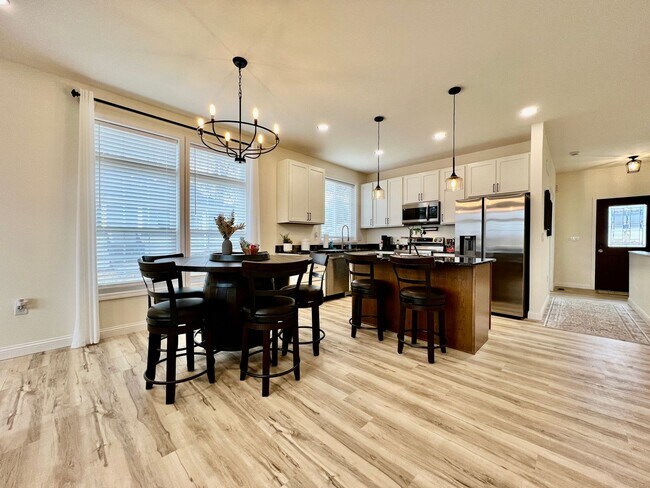 Building Photo - Beautiful NEW Ranch Home with a large deck & games