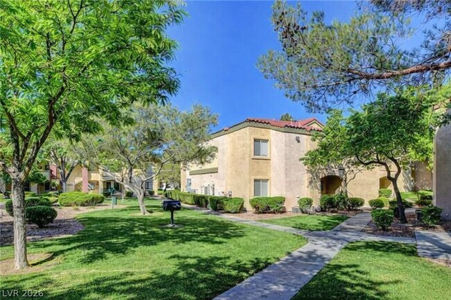 Building Photo - 7885 W Flamingo Rd