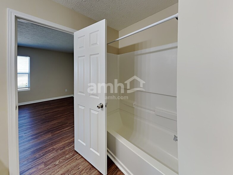 Building Photo - 3457 Black Forest Ln