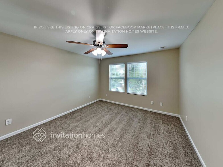 Building Photo - 4190 Broadstairs Dr SW