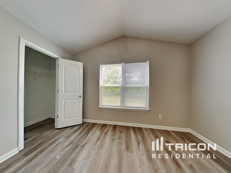 Building Photo - 1609 Brownairs Ln