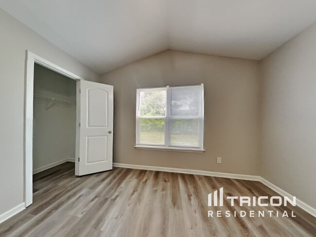 Building Photo - 1609 Brownairs Ln