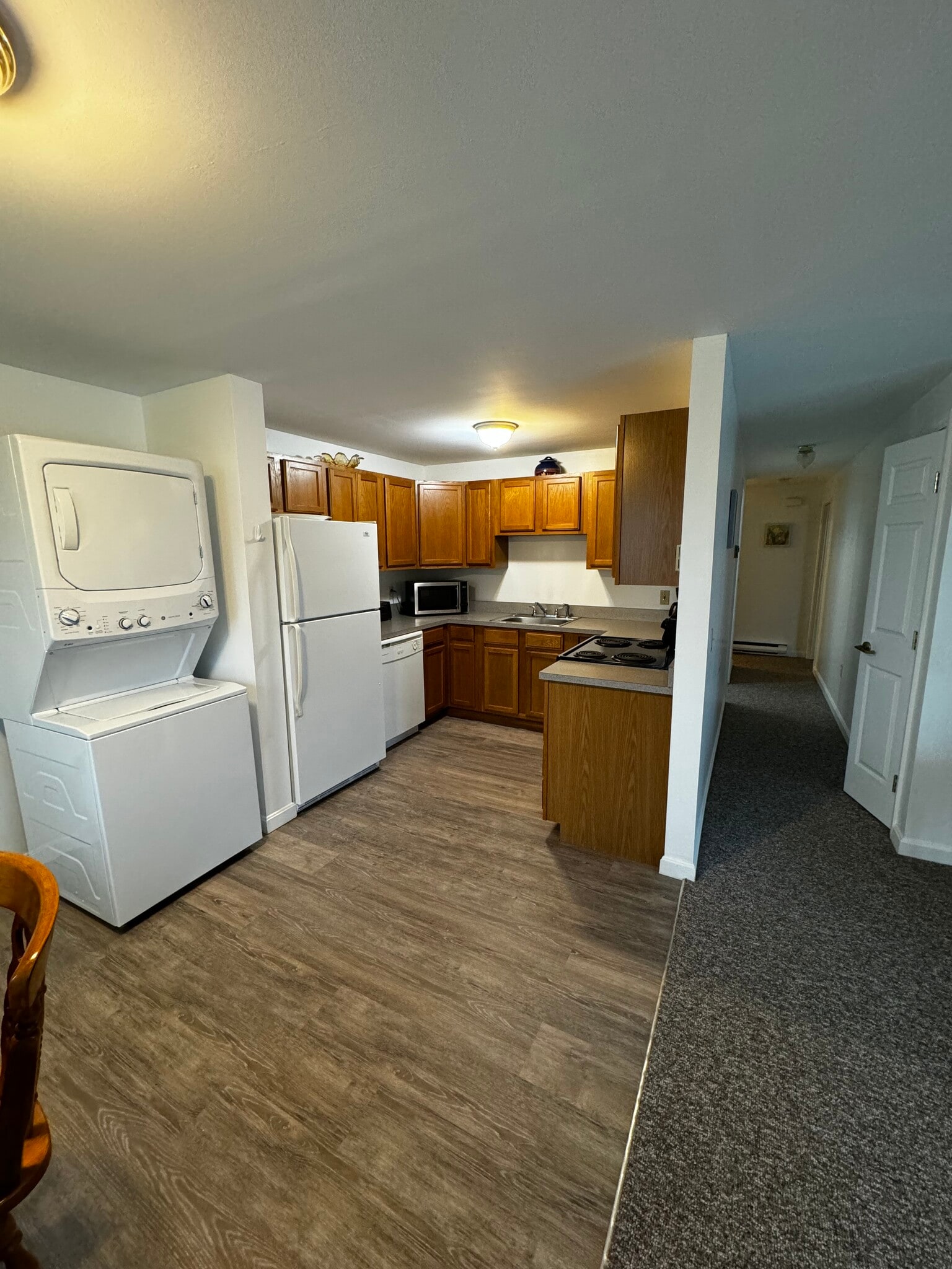 Building Photo - 72 Oceanside Dr
