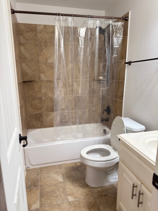 Building Photo - 7603 Bridge Water Cir