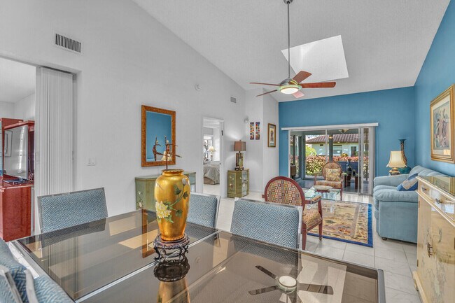 Building Photo - 6099 Waldwick Cir