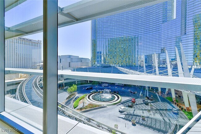 Building Photo - 3726 S Las Vegas Blvd