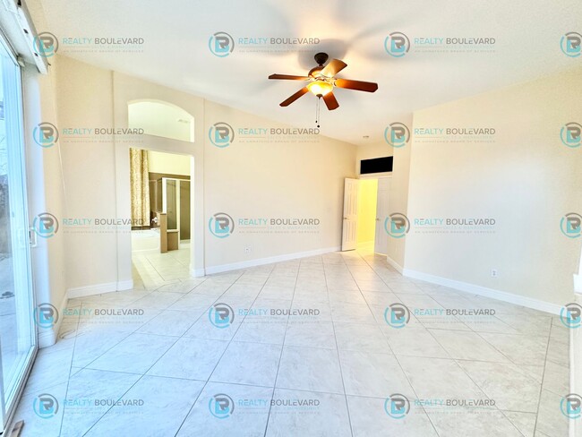 Building Photo - $1000.00 Off Move-In Costs! Beautiful home...