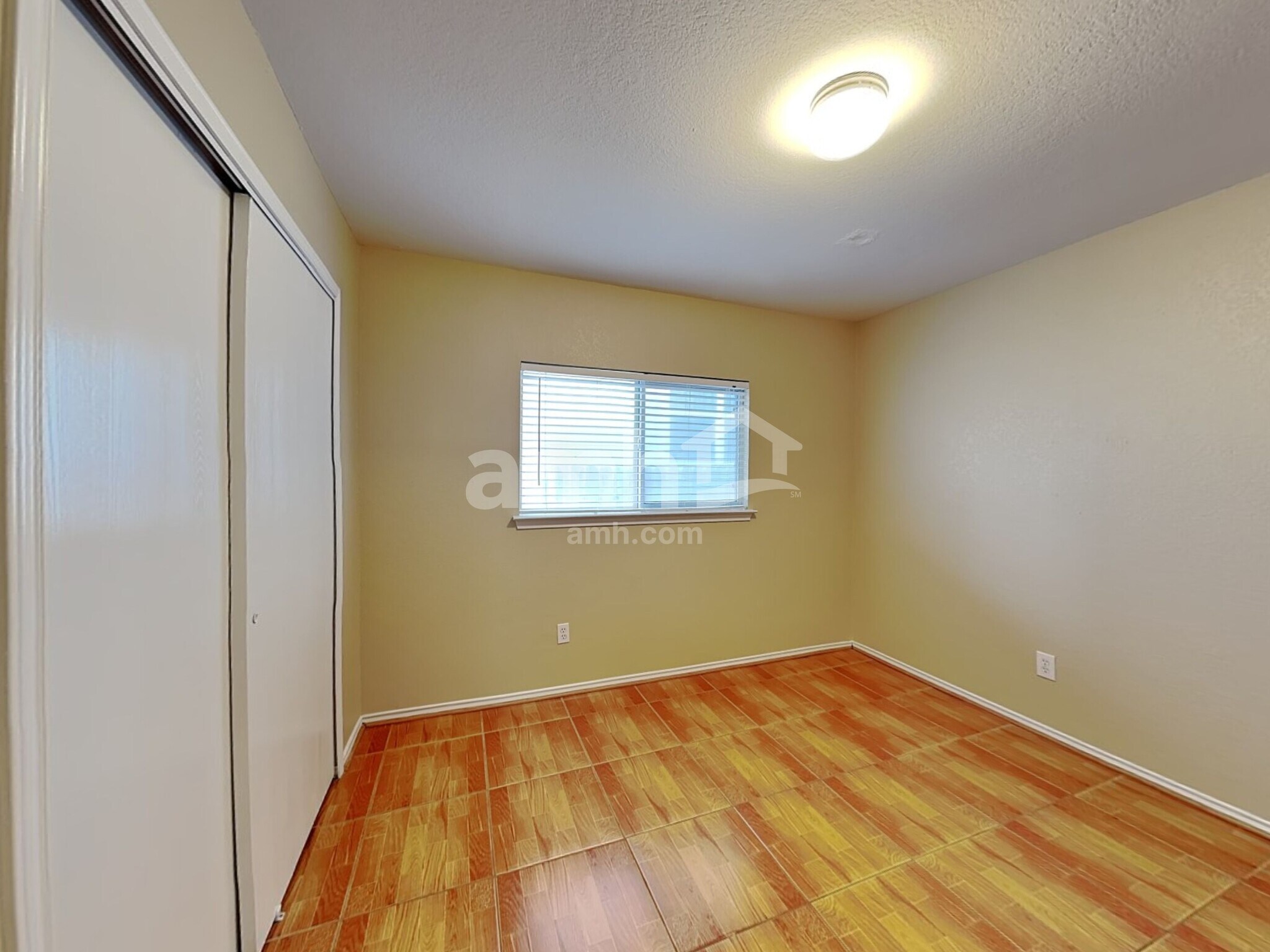 Building Photo - 10832 Otter Pass