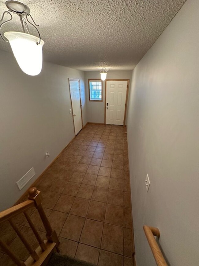 Building Photo - Spacious *2Bed*2Bath townhome Cottage Grov...