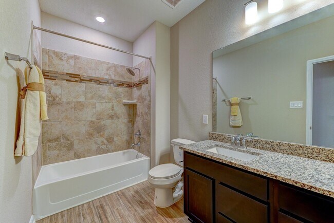 Building Photo - 22635 Strathmore Dr