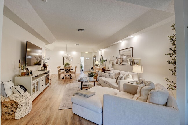 Building Photo - 9892 Summerbrook Terrace