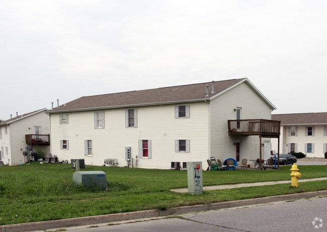 Building Photo - Stone Brook Apartments