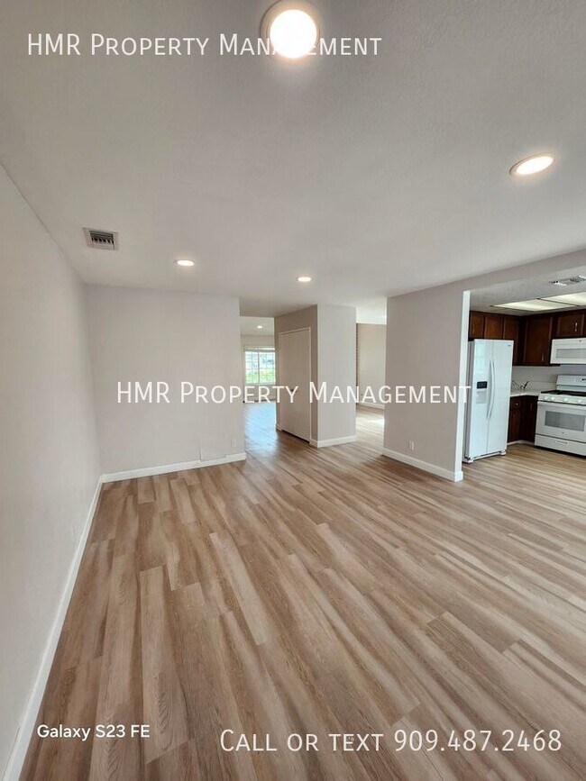 Building Photo - THIS HOUSE IS SPLIT  in a quiet Rancho Cuc...