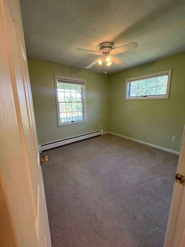 Building Photo - Beautiful 3 Bedroom House to rent @ Neck R...