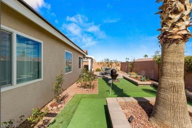 Building Photo - 1811 Puerto Way