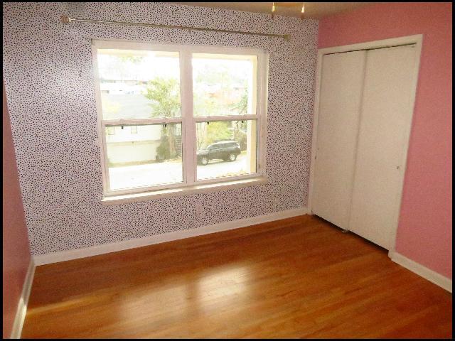 Building Photo - 101 White Oak Ln