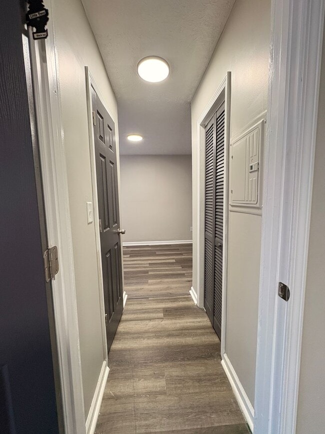 Building Photo - Live in Style without Breaking the Bank at Magnolias Living Apartments Washer & dryer in-unit