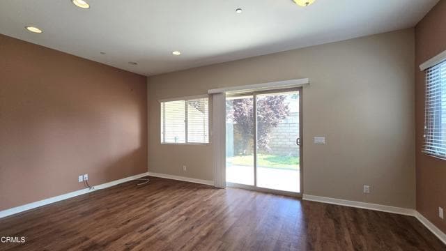 Building Photo - 865 W Olive Ave