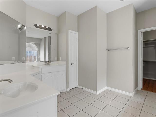 Building Photo - 408 Cave River Dr