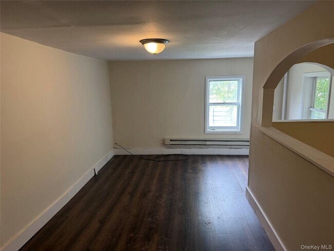 Building Photo - 247 Sprague Ave