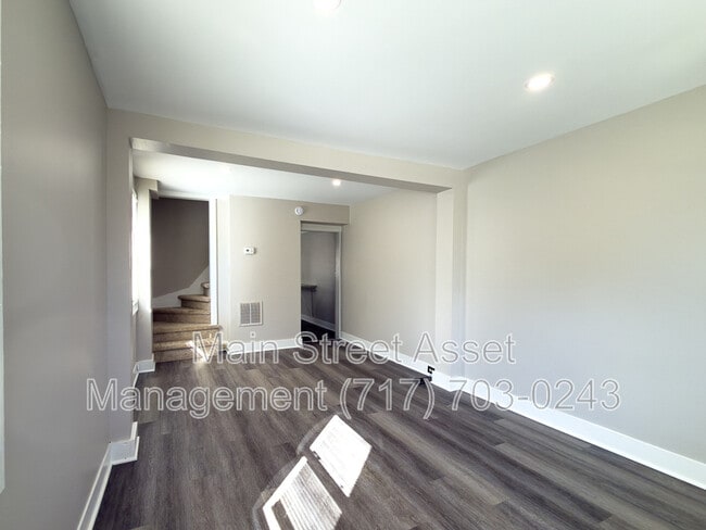 Building Photo - 127 N Prince St