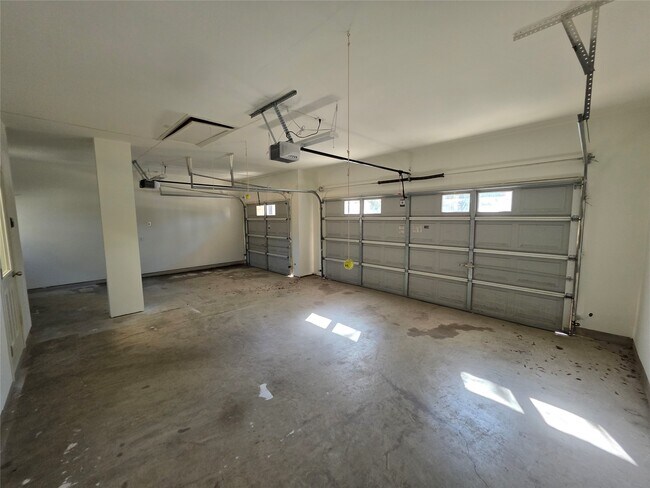 Building Photo - 46 Dalea Pl