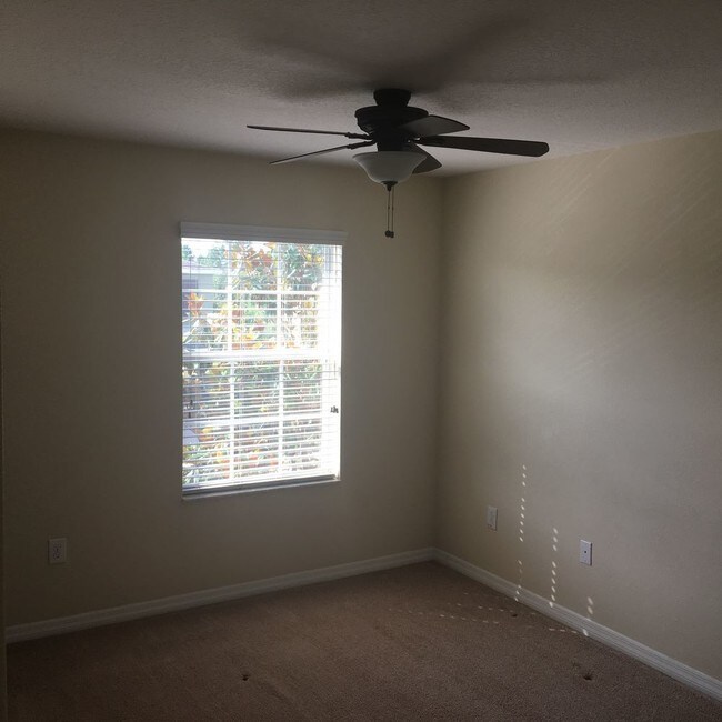 Townhome in the Hammocks 20430 Berrywood Ln Tampa FL 33647