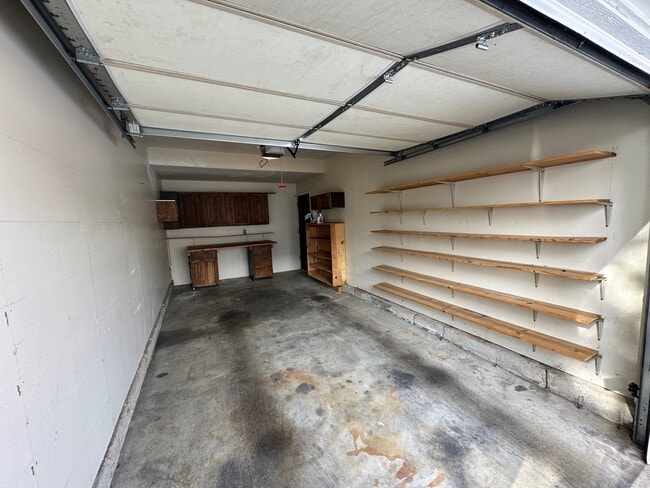 Building Photo - 1634 E 800 S