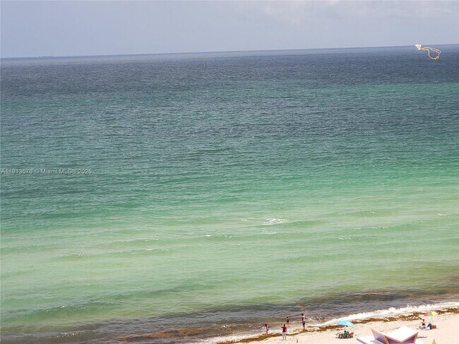 Building Photo - 6515 Collins Ave