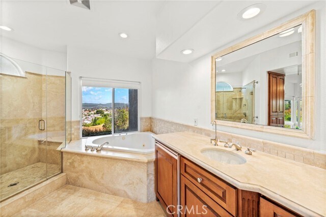 Building Photo - 62 Marseille