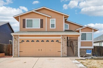 Building Photo - CHARMING 4-BEDROOM HOME NEAR FORT CARSON IN GLEN AT WIDEFIELD - Security Deposit Waiver Available