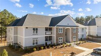 Building Photo - Anderson Creek Club  Golf Course View .