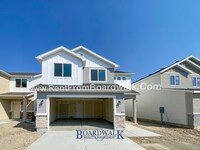 Building Photo - Single Family Home In Beautiful Community!