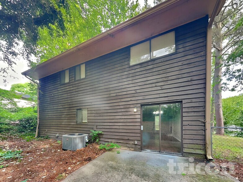 Building Photo - 209 Park Pl Dr