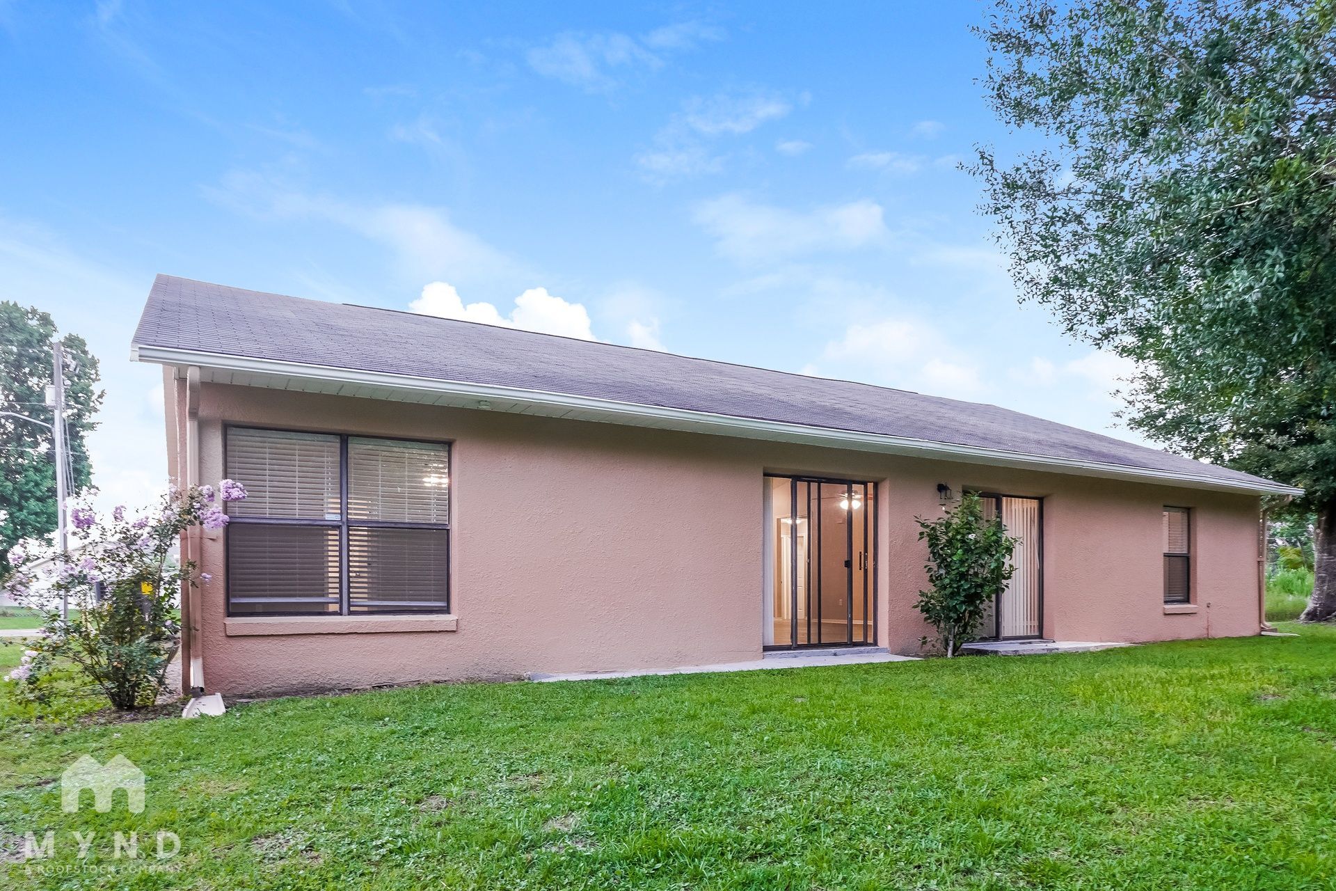Building Photo - 809 Toledo Ct