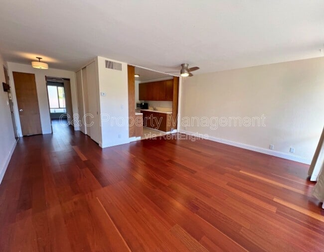 Building Photo - 938 Lea Dr